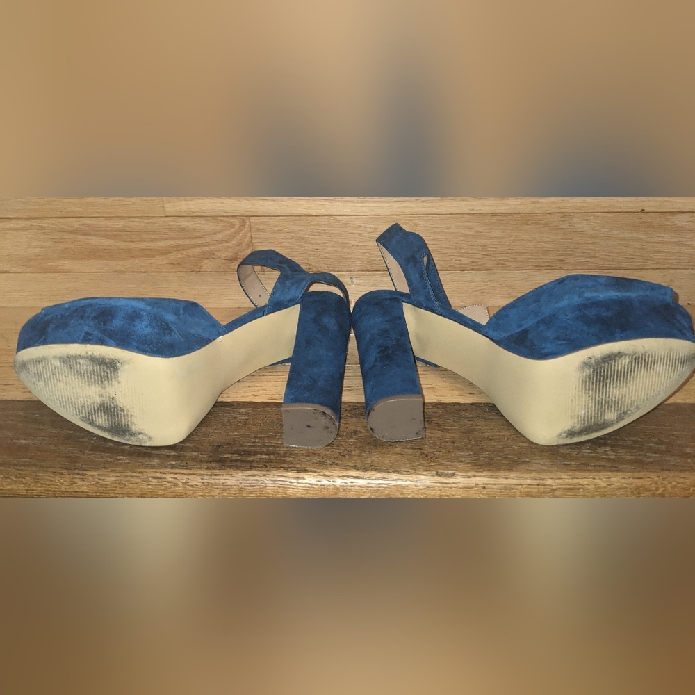 Steve Madden Navy Suede Platform Peep Toe Sandals - Picture 5 of 6